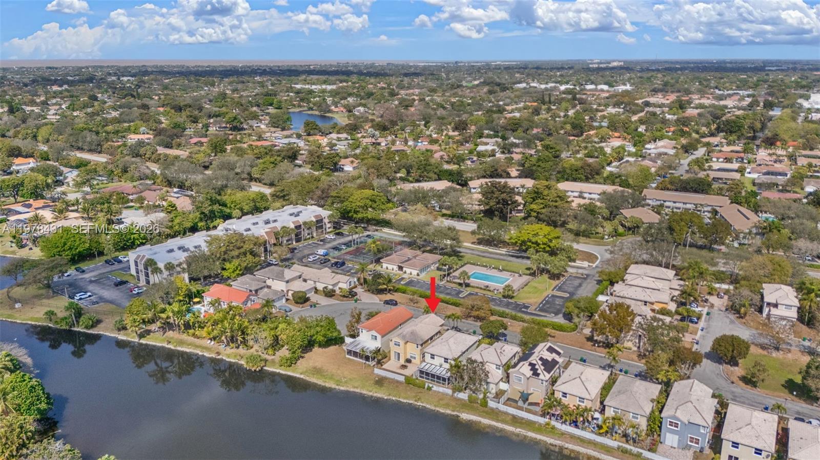 9838 NW 1st Mnr Coral Springs, FL 33071