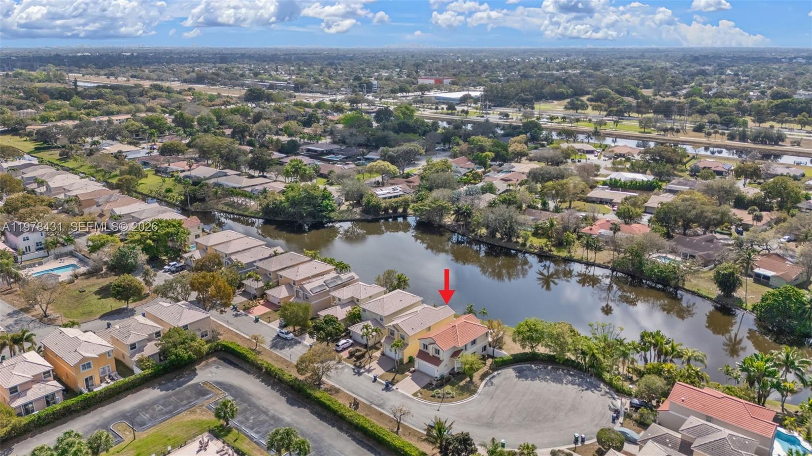 9838 NW 1st Mnr Coral Springs, FL 33071