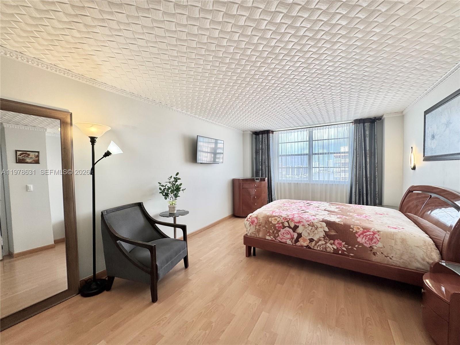 image Winston Towers 10018