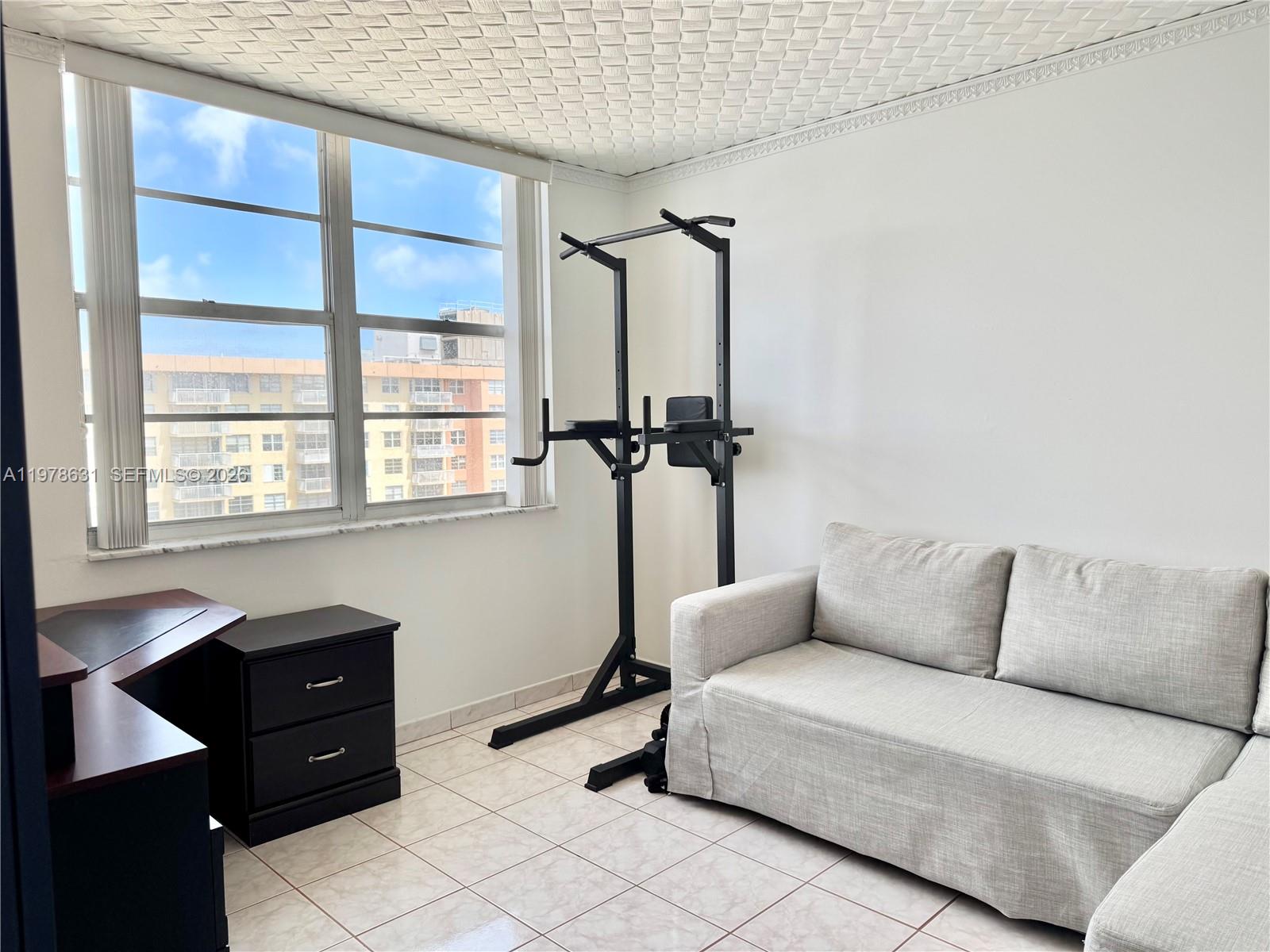 image Winston Towers 10026