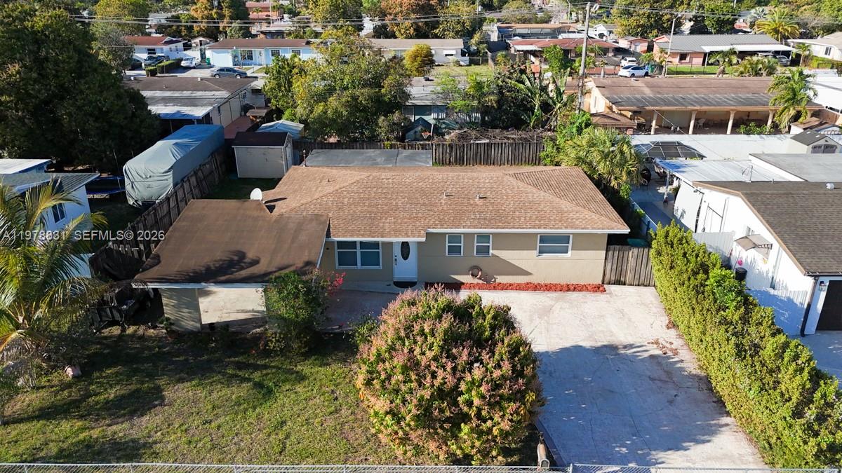 5511 NW 180th Ter Miami Gardens, FL 33055