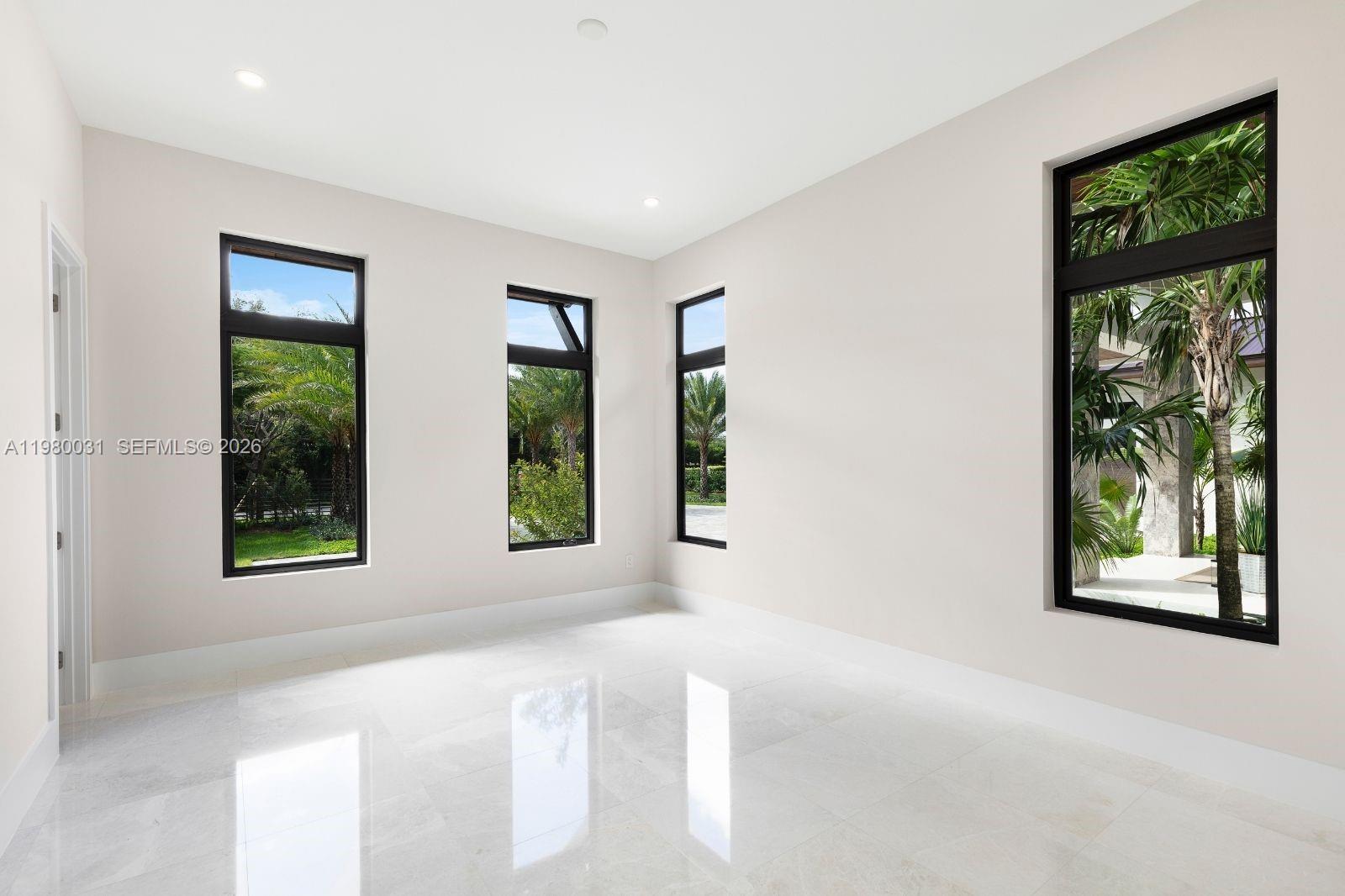 6065 SW 109th St Pinecrest, FL 33156