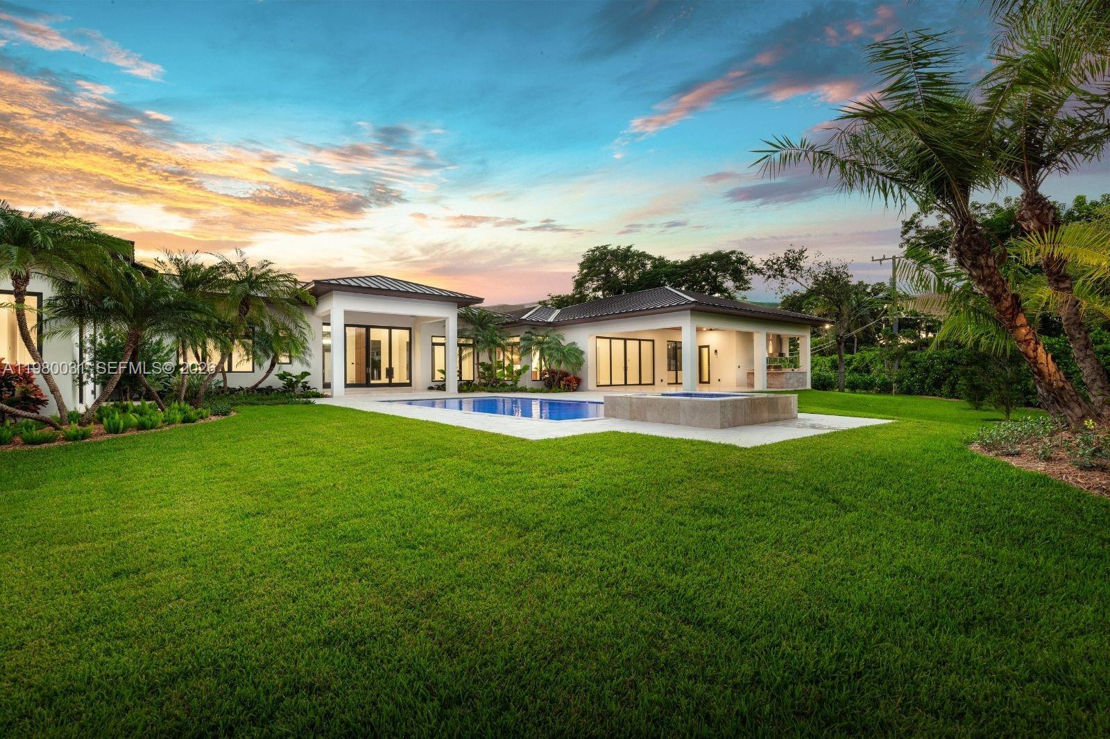 6065 SW 109th St Pinecrest, FL 33156