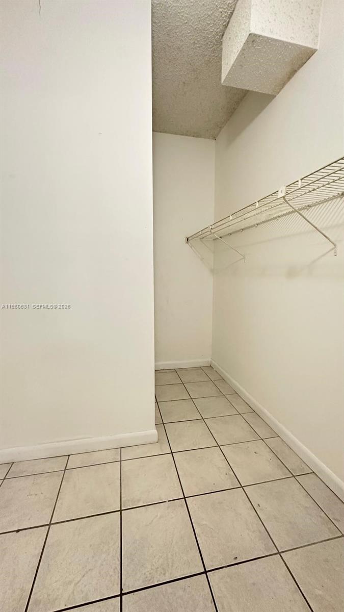 7125 NW 186th St #B110 Hialeah, FL 33015