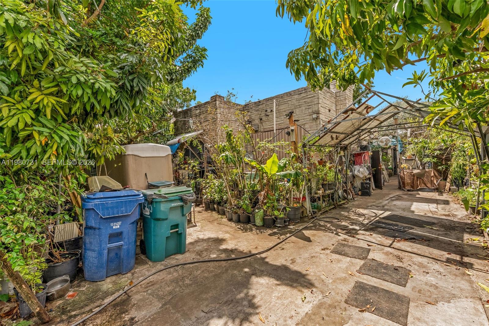 7740 NW 9th Ave Miami, FL 33150