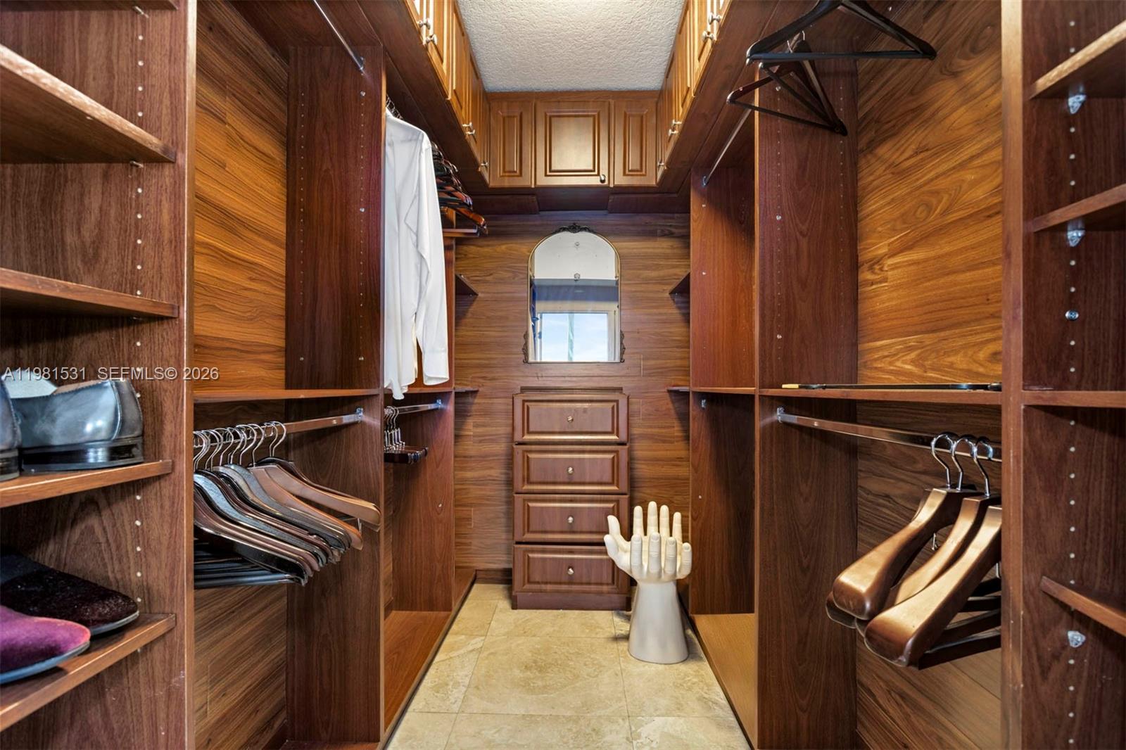 3232 SW 22nd Ter #PH 2002 Miami, FL 33145