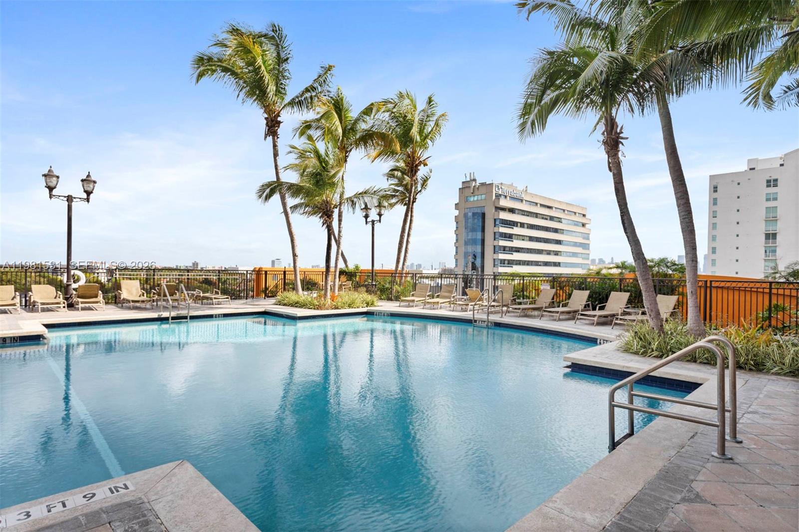 3232 SW 22nd Ter #PH 2002 Miami, FL 33145