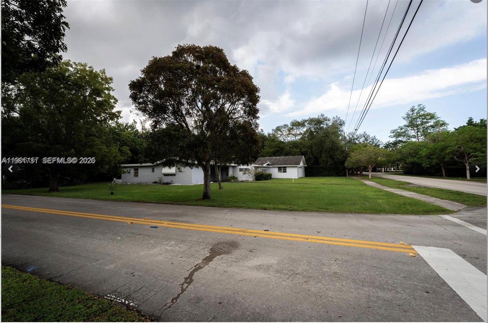 8045 SW 128th St Pinecrest, FL 33156