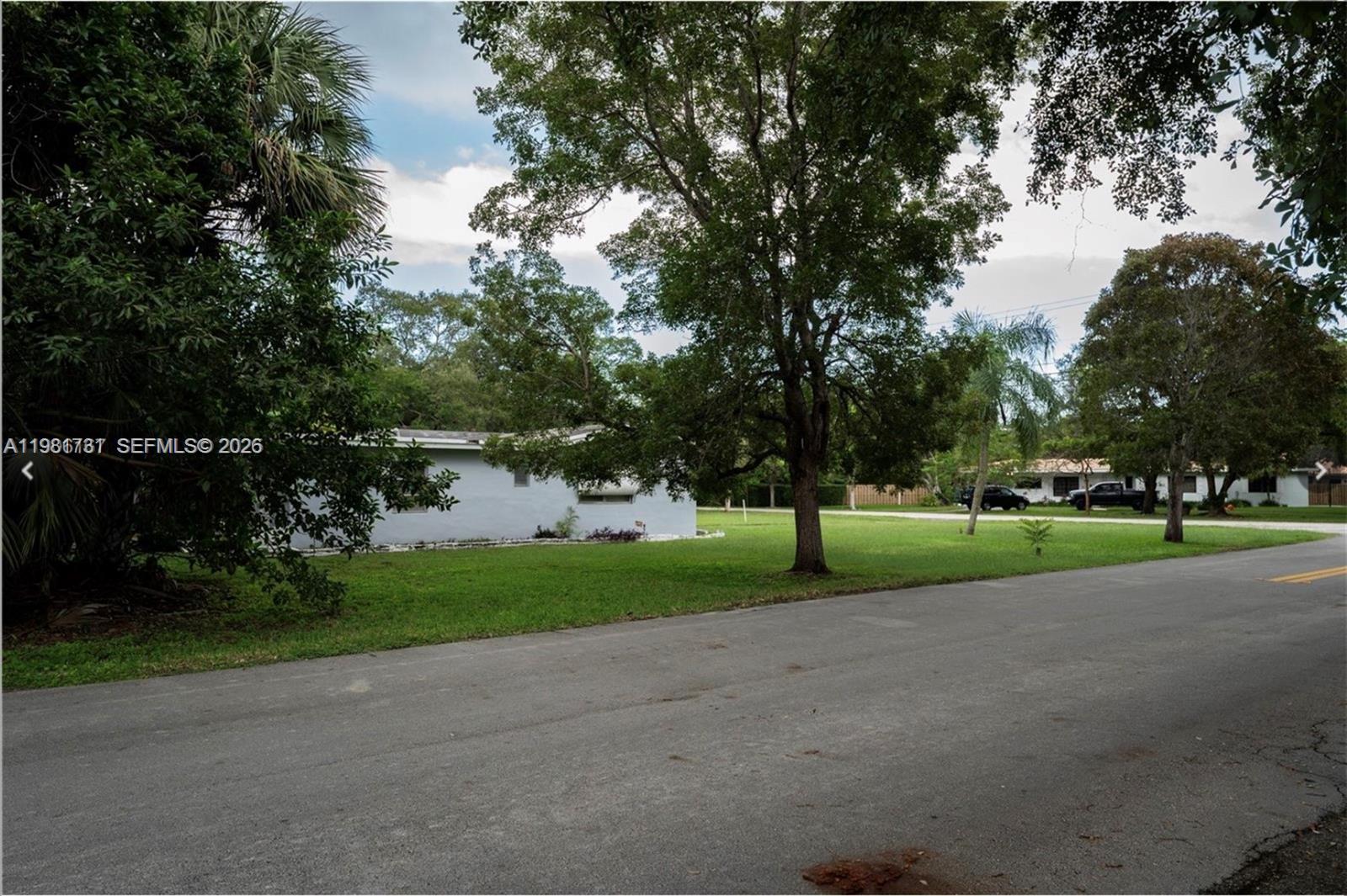 8045 SW 128th St Pinecrest, FL 33156