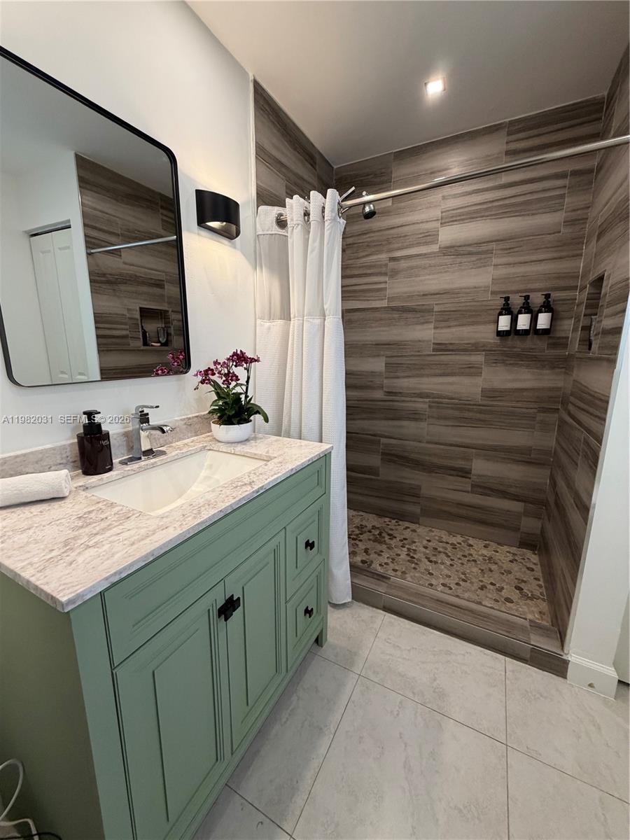 930 NW 145th Ter Miami, FL 33168