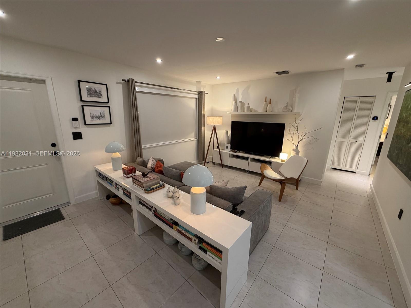 930 NW 145th Ter Miami, FL 33168