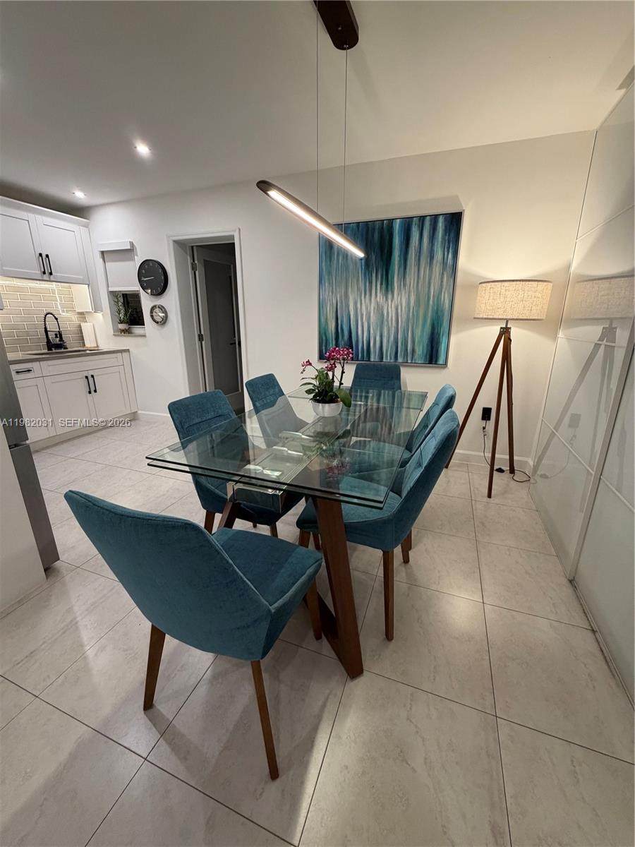 930 NW 145th Ter Miami, FL 33168