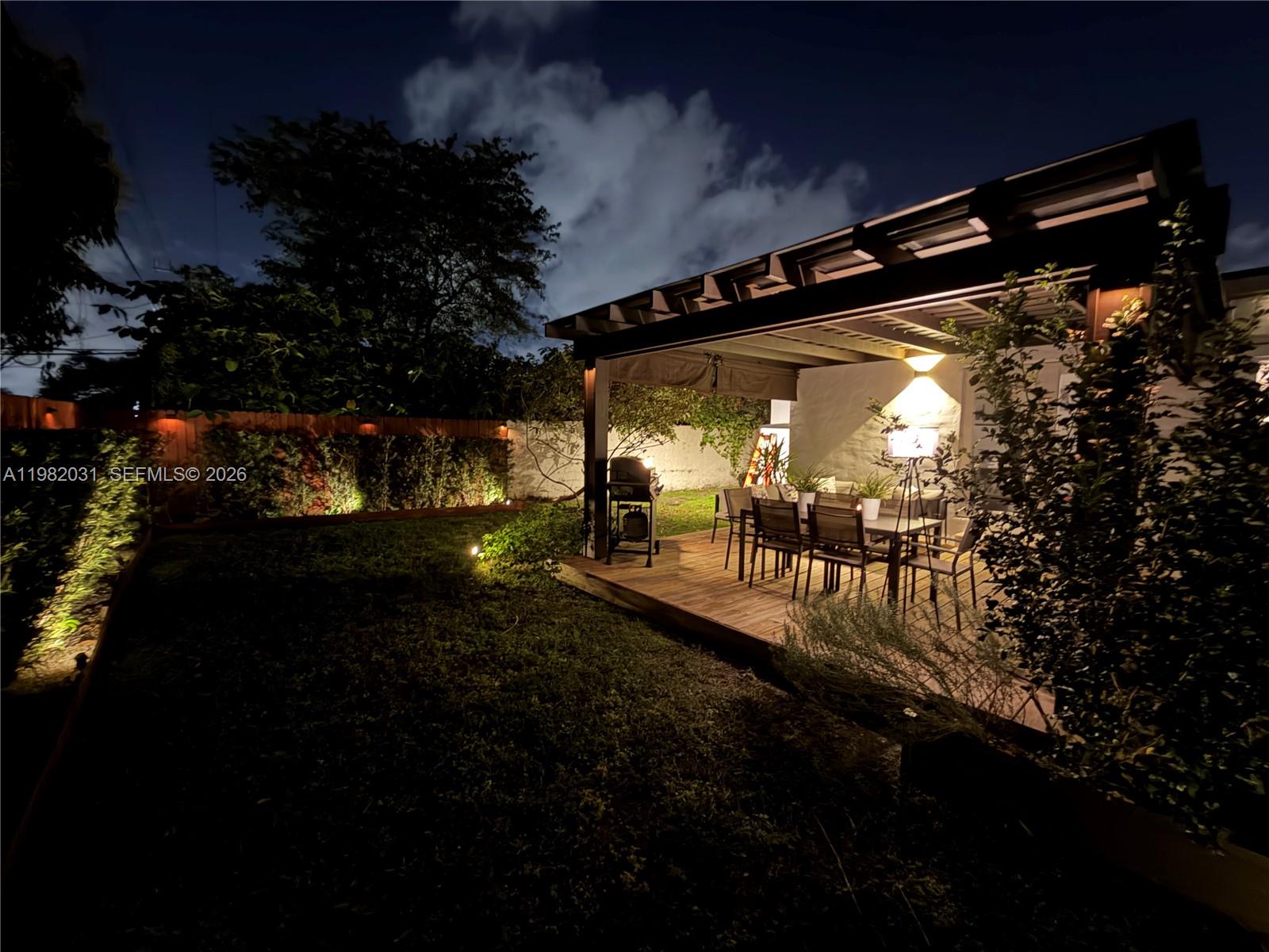 930 NW 145th Ter Miami, FL 33168