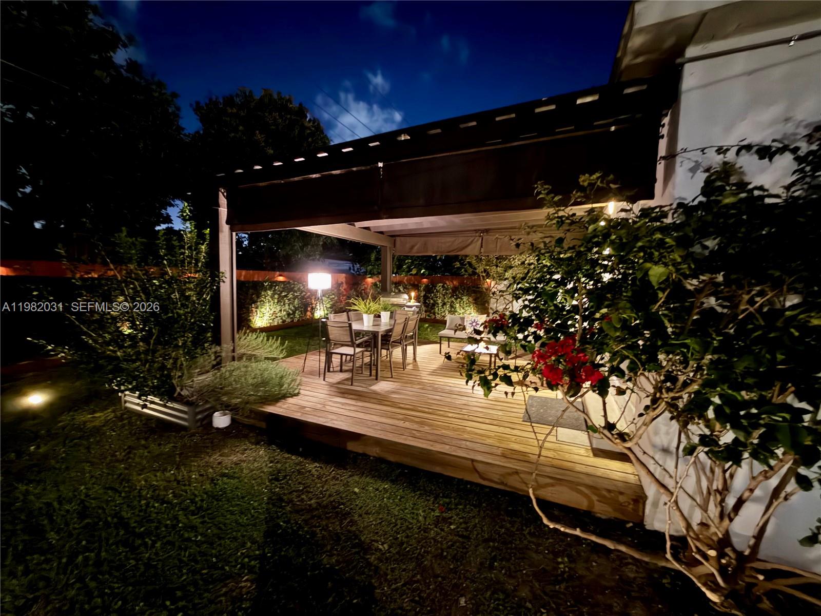 930 NW 145th Ter Miami, FL 33168