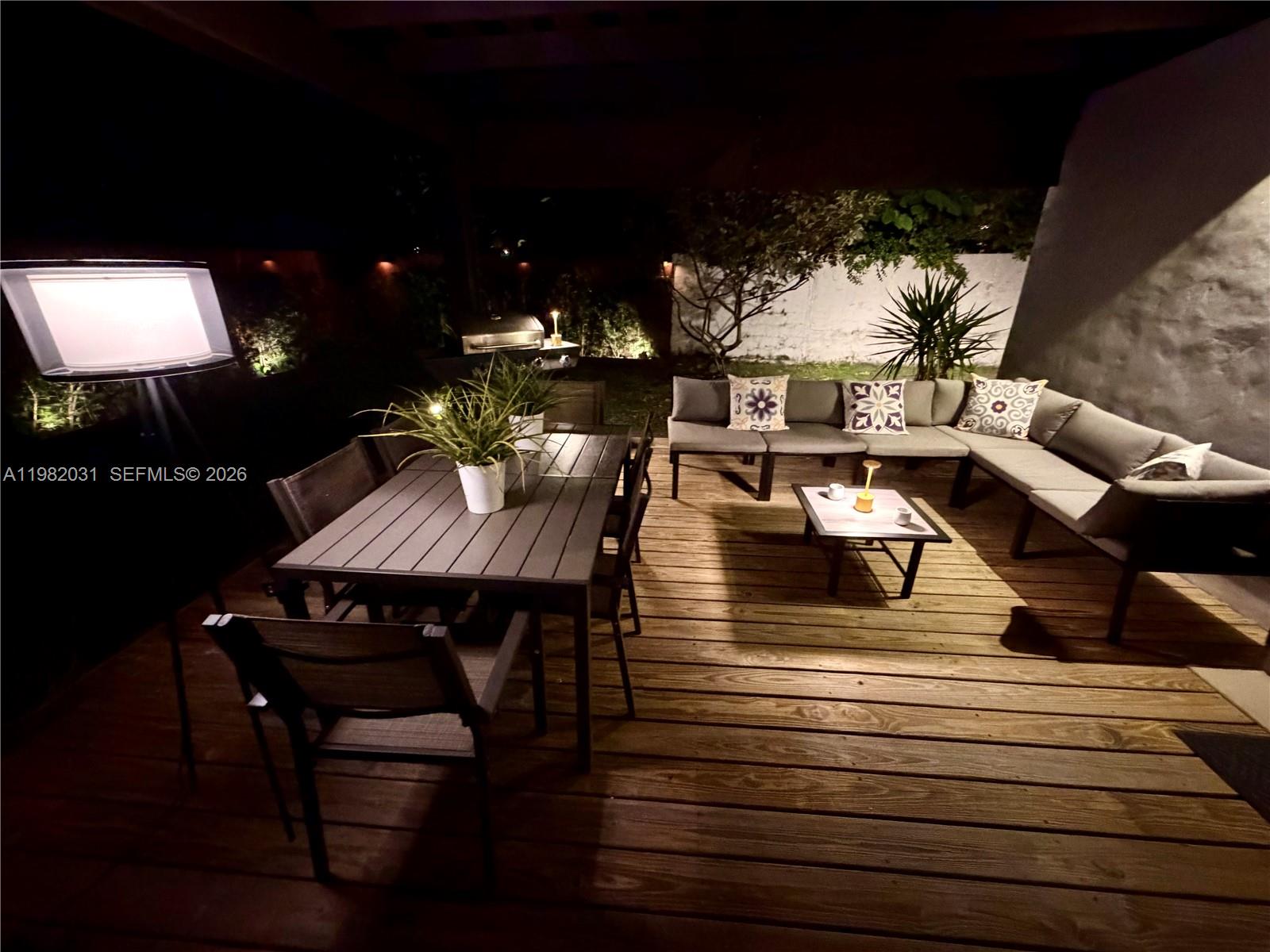 930 NW 145th Ter Miami, FL 33168