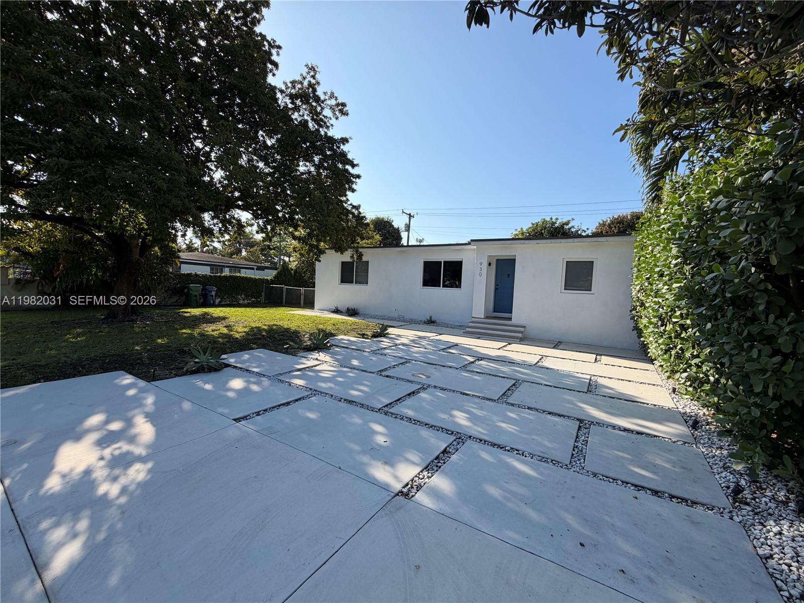 930 NW 145th Ter Miami, FL 33168