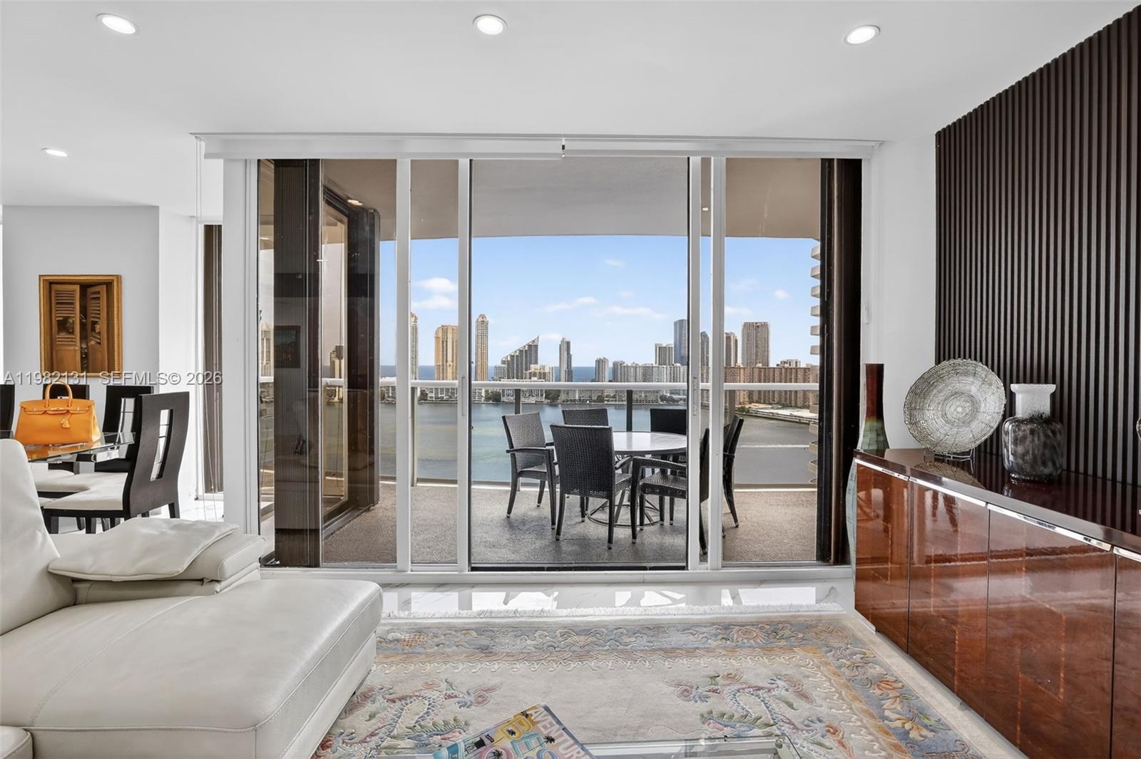 4000 Island Blvd #2301 Aventura, FL 33160