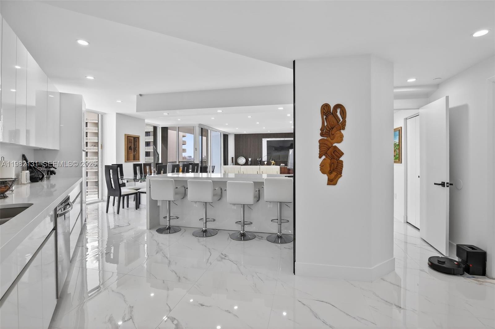 4000 Island Blvd #2301 Aventura, FL 33160