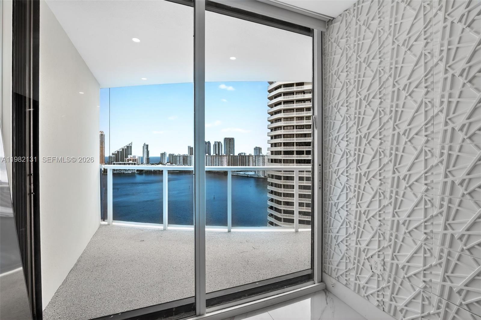 4000 Island Blvd #2301 Aventura, FL 33160