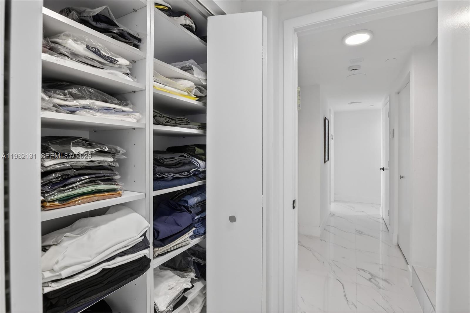 4000 Island Blvd #2301 Aventura, FL 33160