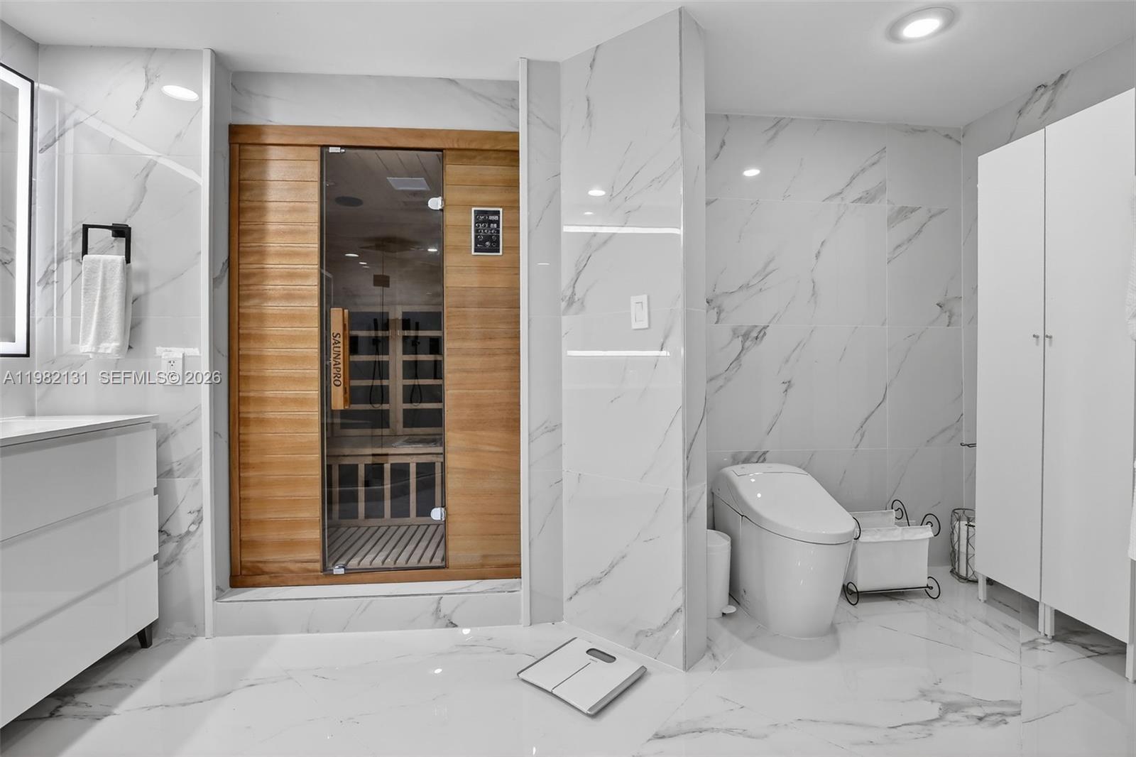 4000 Island Blvd #2301 Aventura, FL 33160