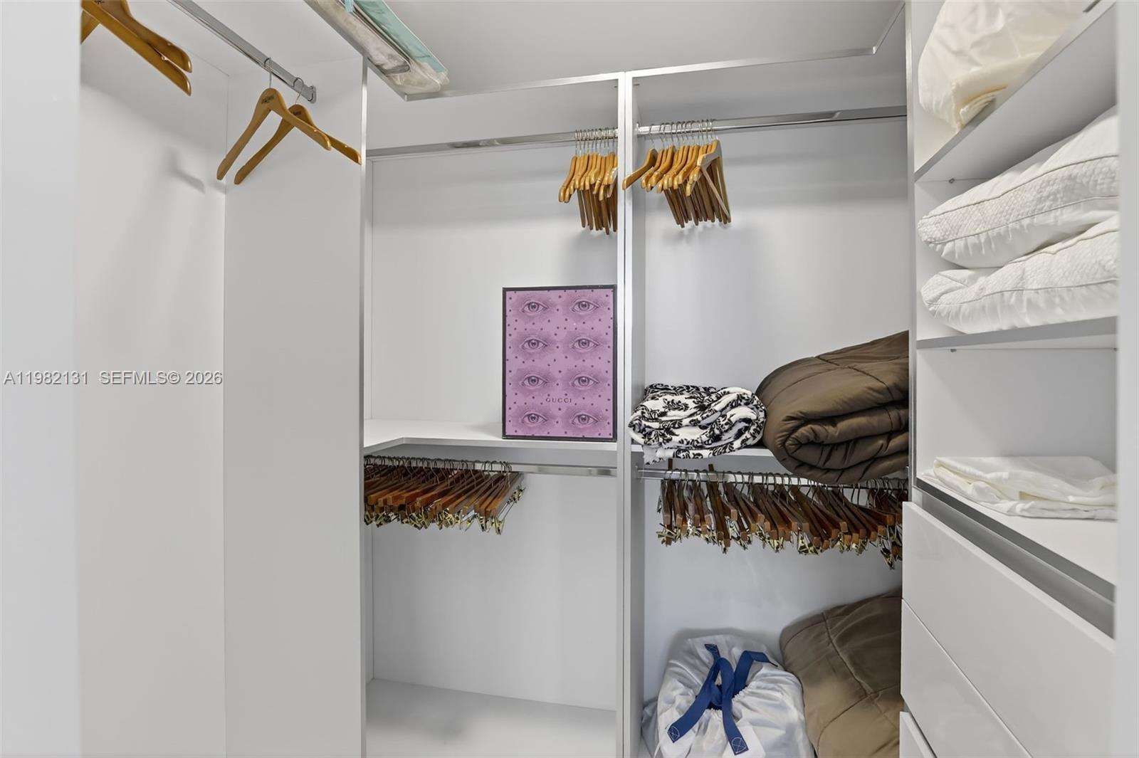 4000 Island Blvd #2301 Aventura, FL 33160