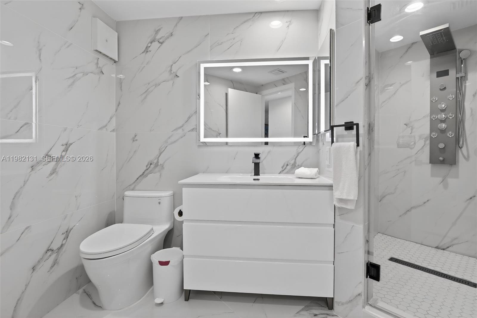 4000 Island Blvd #2301 Aventura, FL 33160