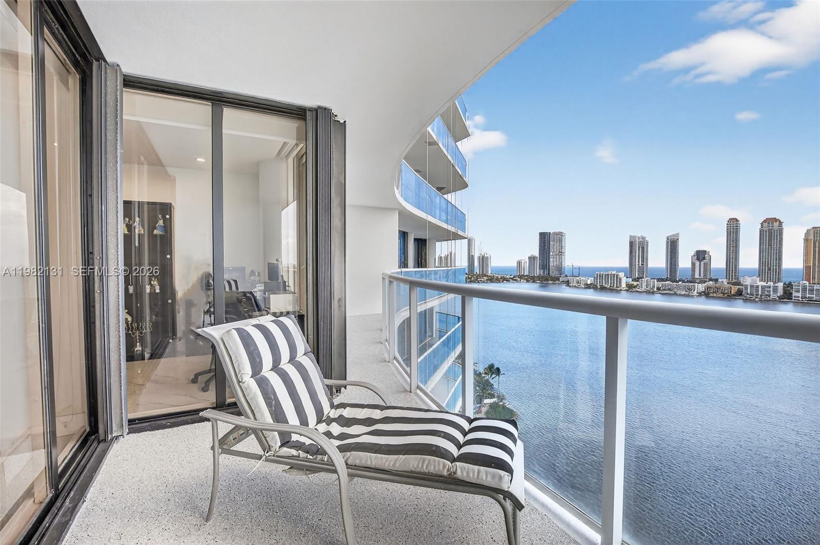 4000 Island Blvd #2301 Aventura, FL 33160