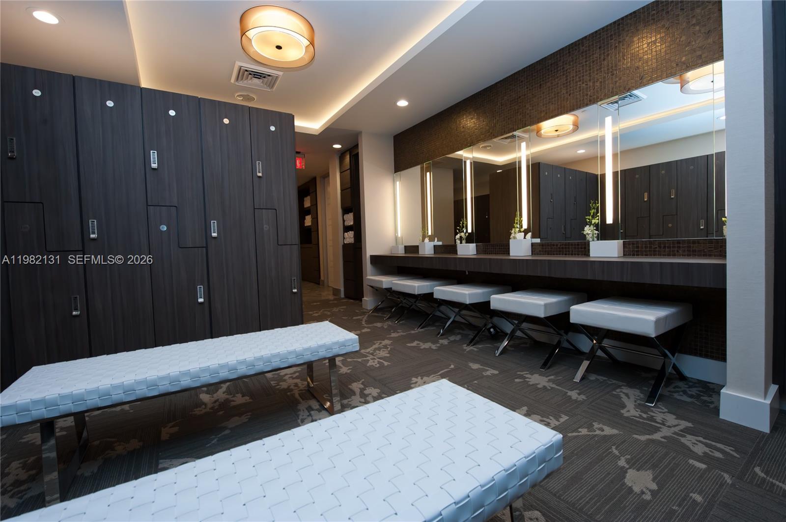 4000 Island Blvd #2301 Aventura, FL 33160