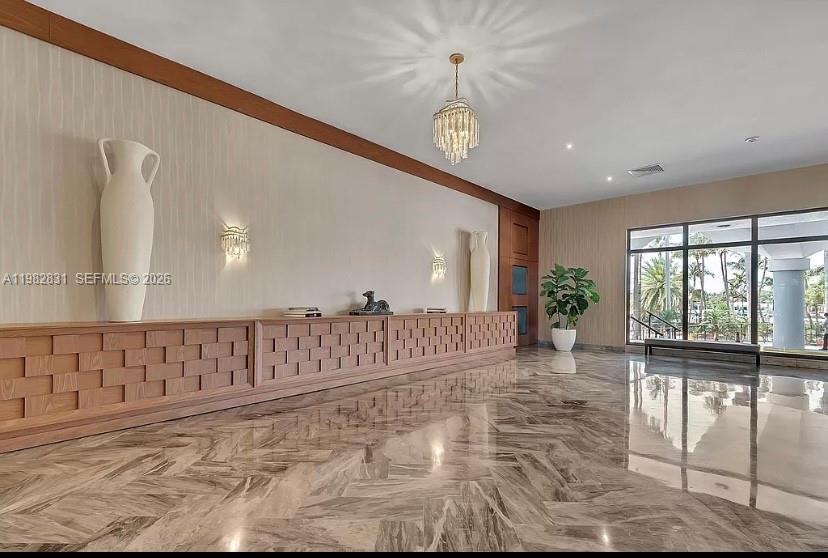 5401 Collins Ave #411 Miami Beach, FL 33140