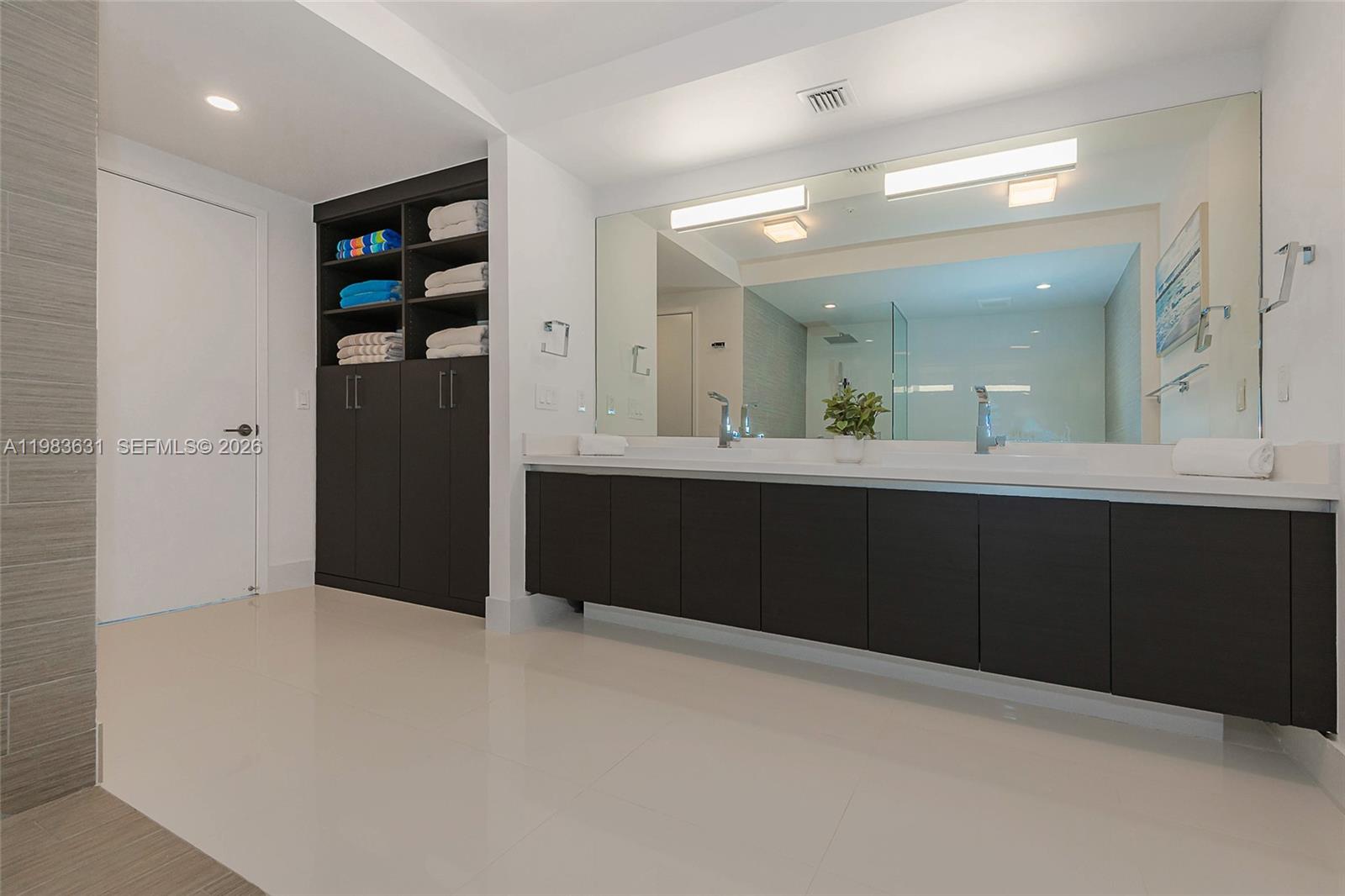 300 Sunny Isles Blvd #4-805 Sunny Isles Beach, FL 33160