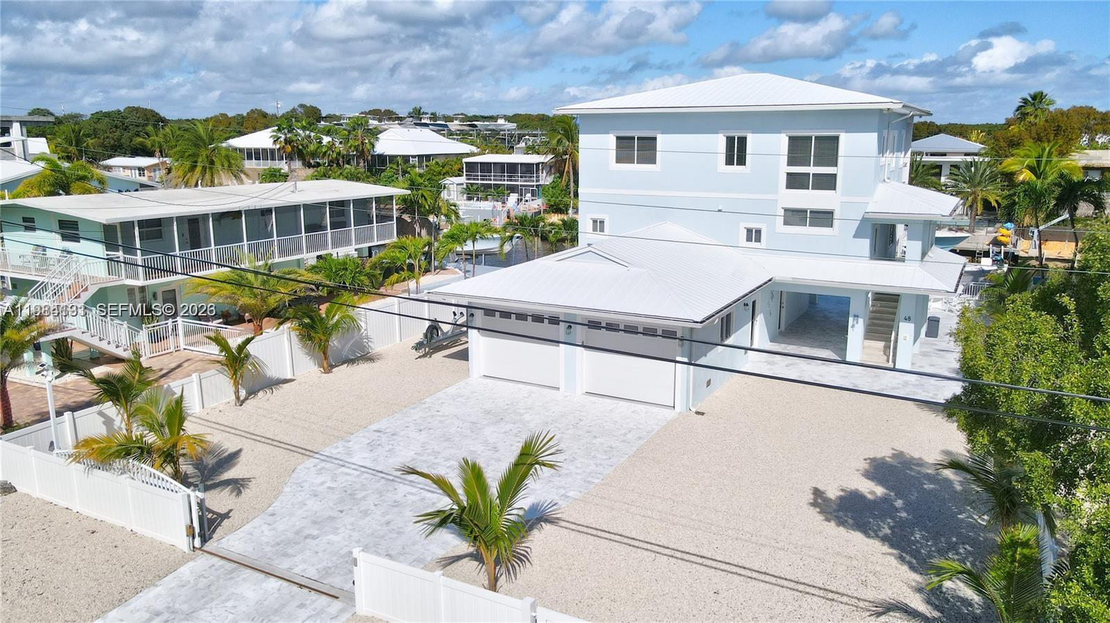 48 S Andros Rd Key Largo, FL 33037