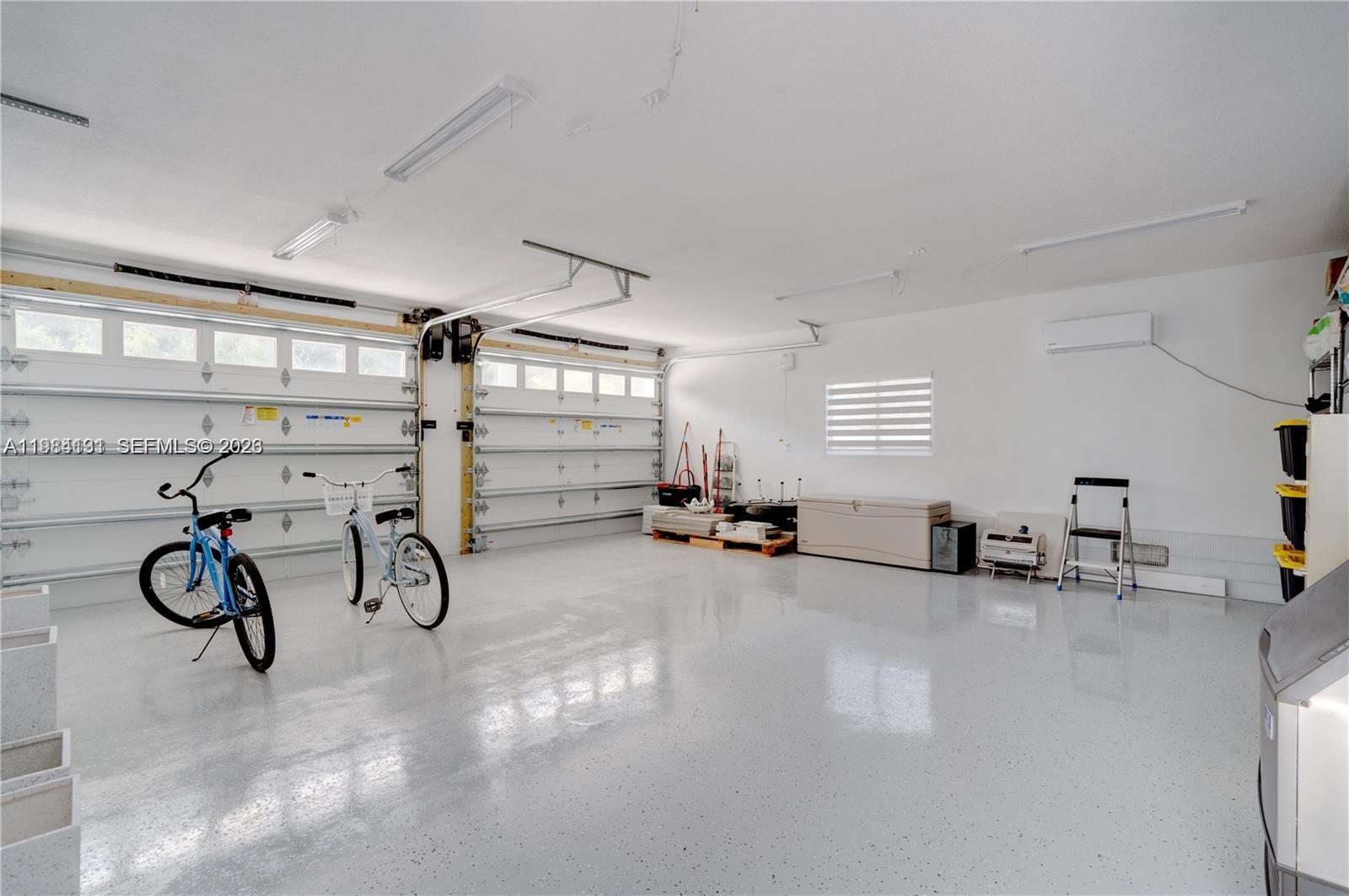 48 S Andros Rd Key Largo, FL 33037