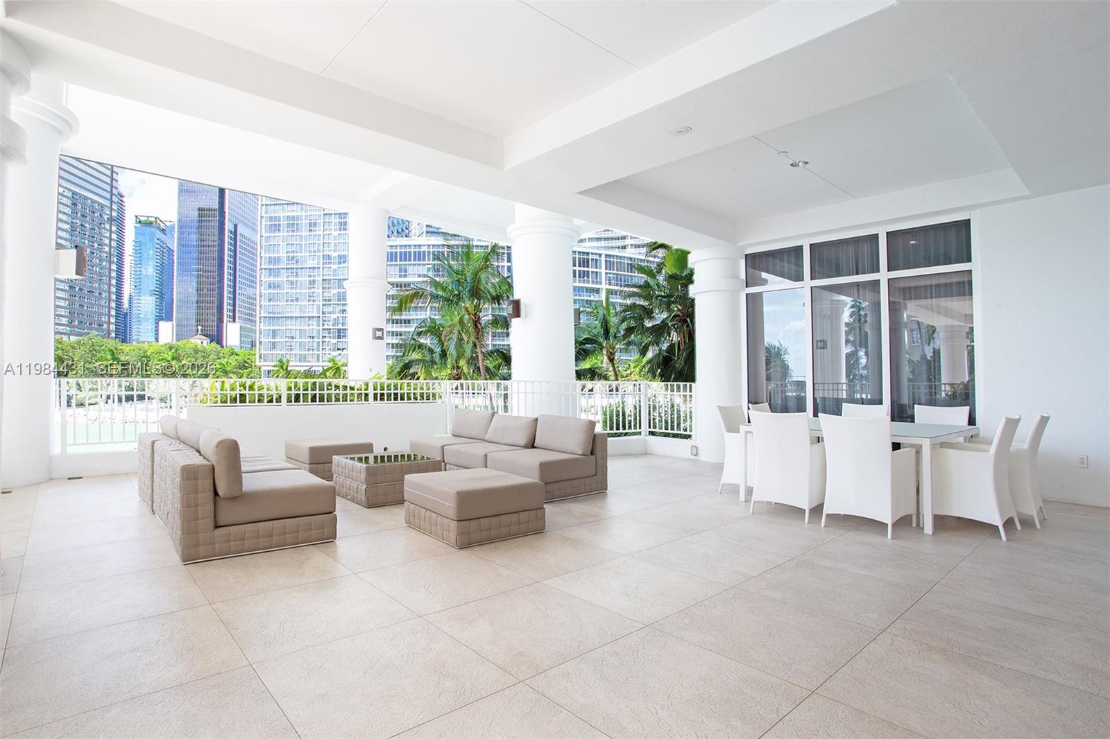 image Courts Brickell Key33