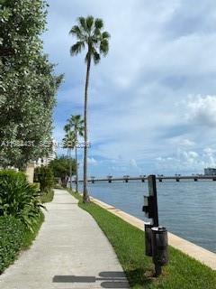 801 Brickell Key Blvd #907 Miami, FL 33131