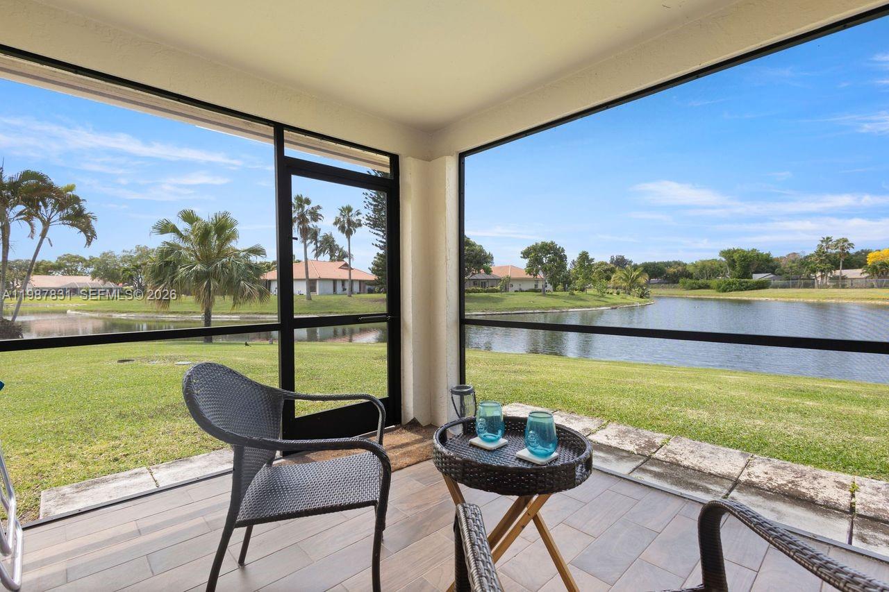 18551 Woodstream Dr Boca Raton, FL 33498