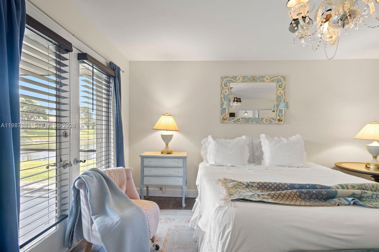 18551 Woodstream Dr Boca Raton, FL 33498