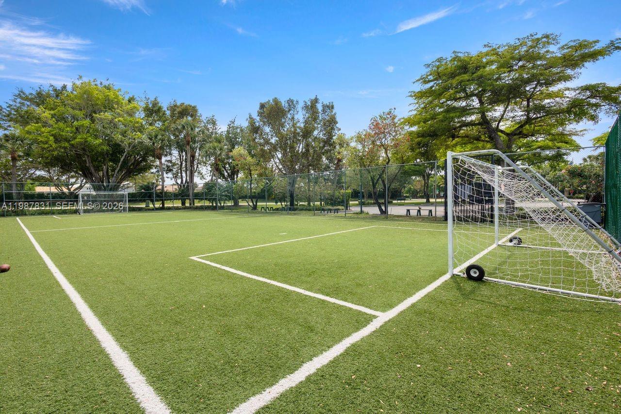 18551 Woodstream Dr Boca Raton, FL 33498