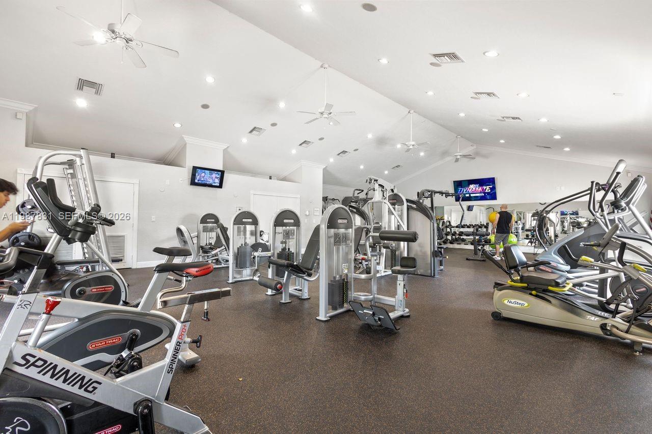 18551 Woodstream Dr Boca Raton, FL 33498