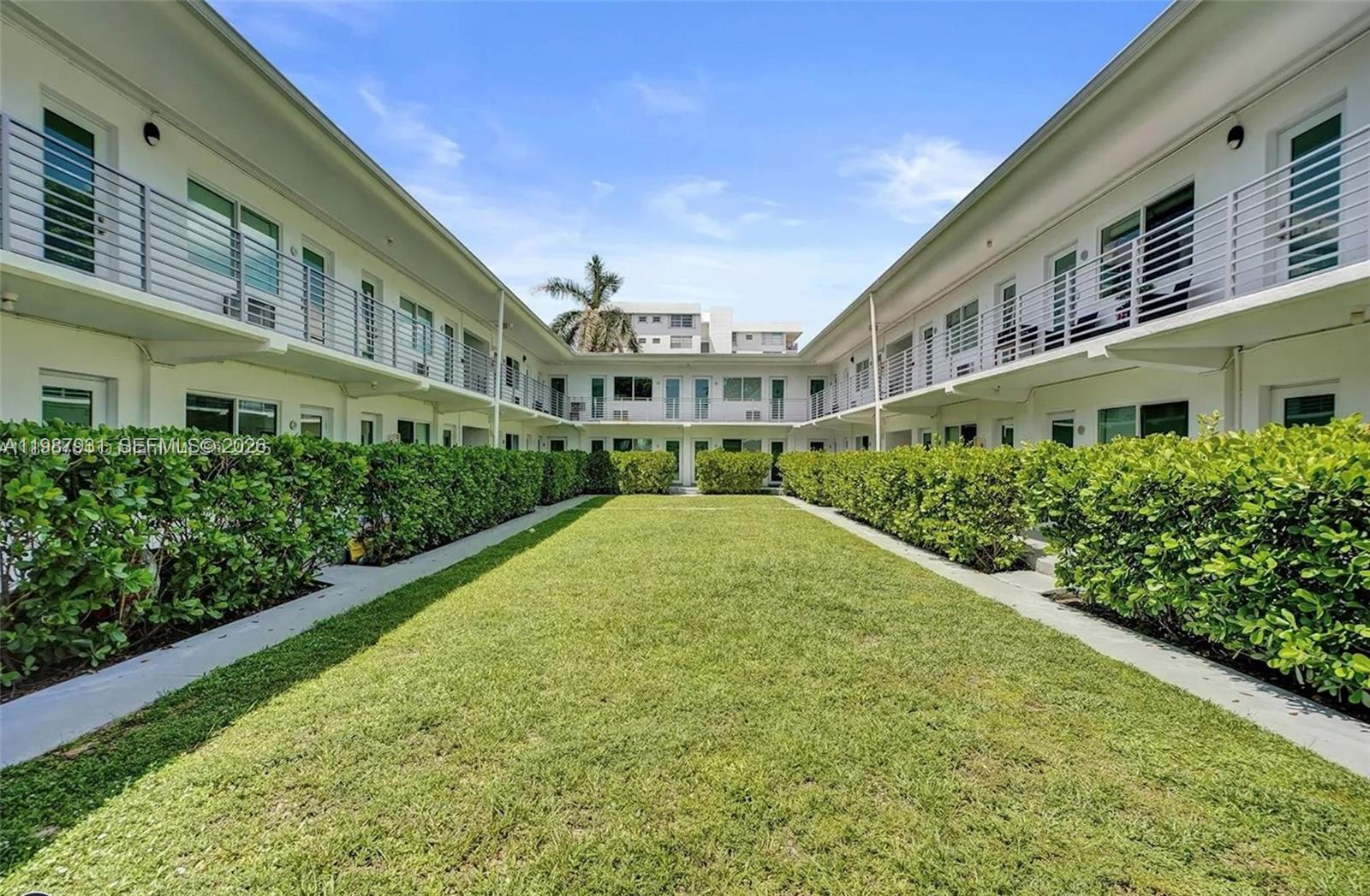 9270 E Bay Hbr Dr #10B