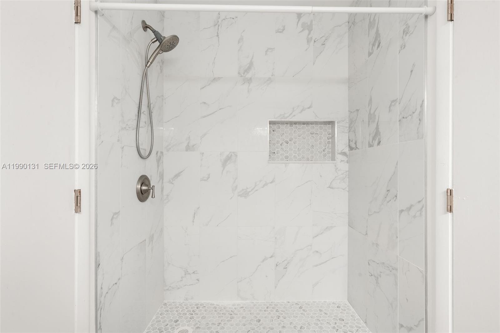 5761 Riverside Dr #304B4 Coral Springs, FL 33067