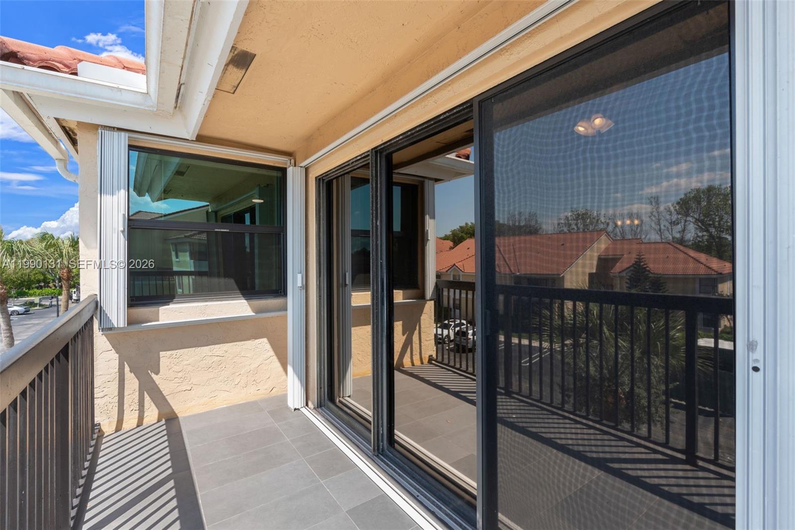 5761 Riverside Dr #304B4 Coral Springs, FL 33067