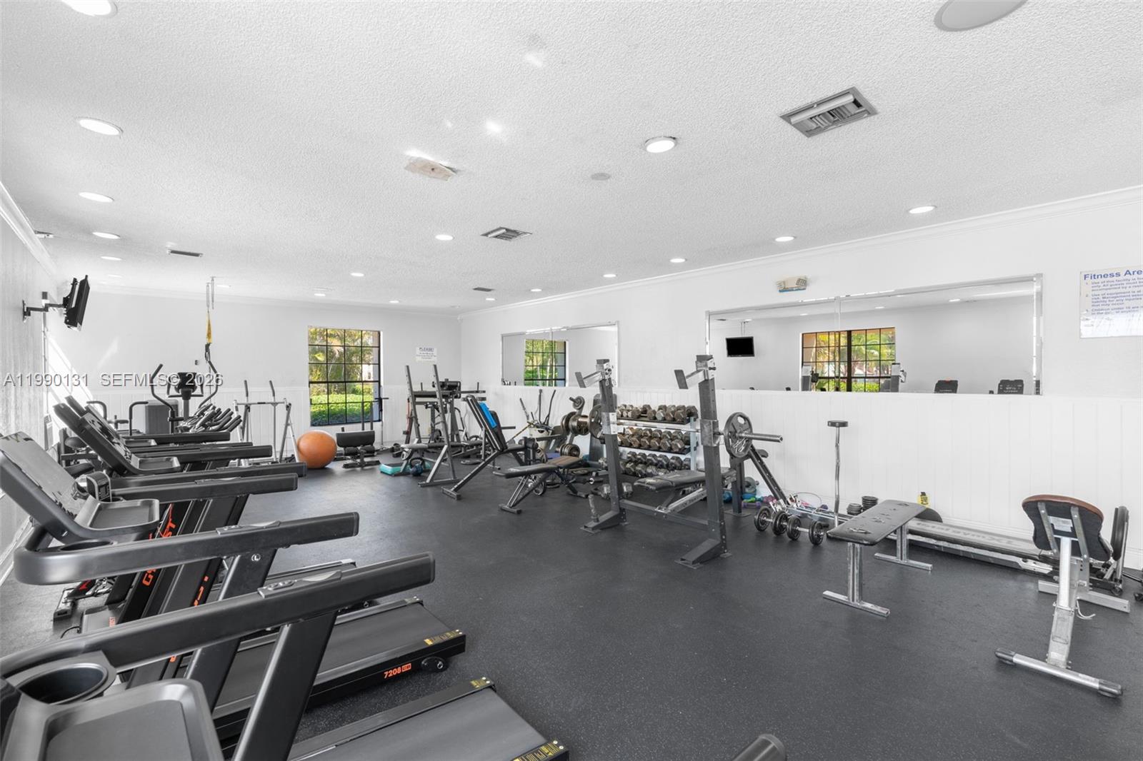 5761 Riverside Dr #304B4 Coral Springs, FL 33067