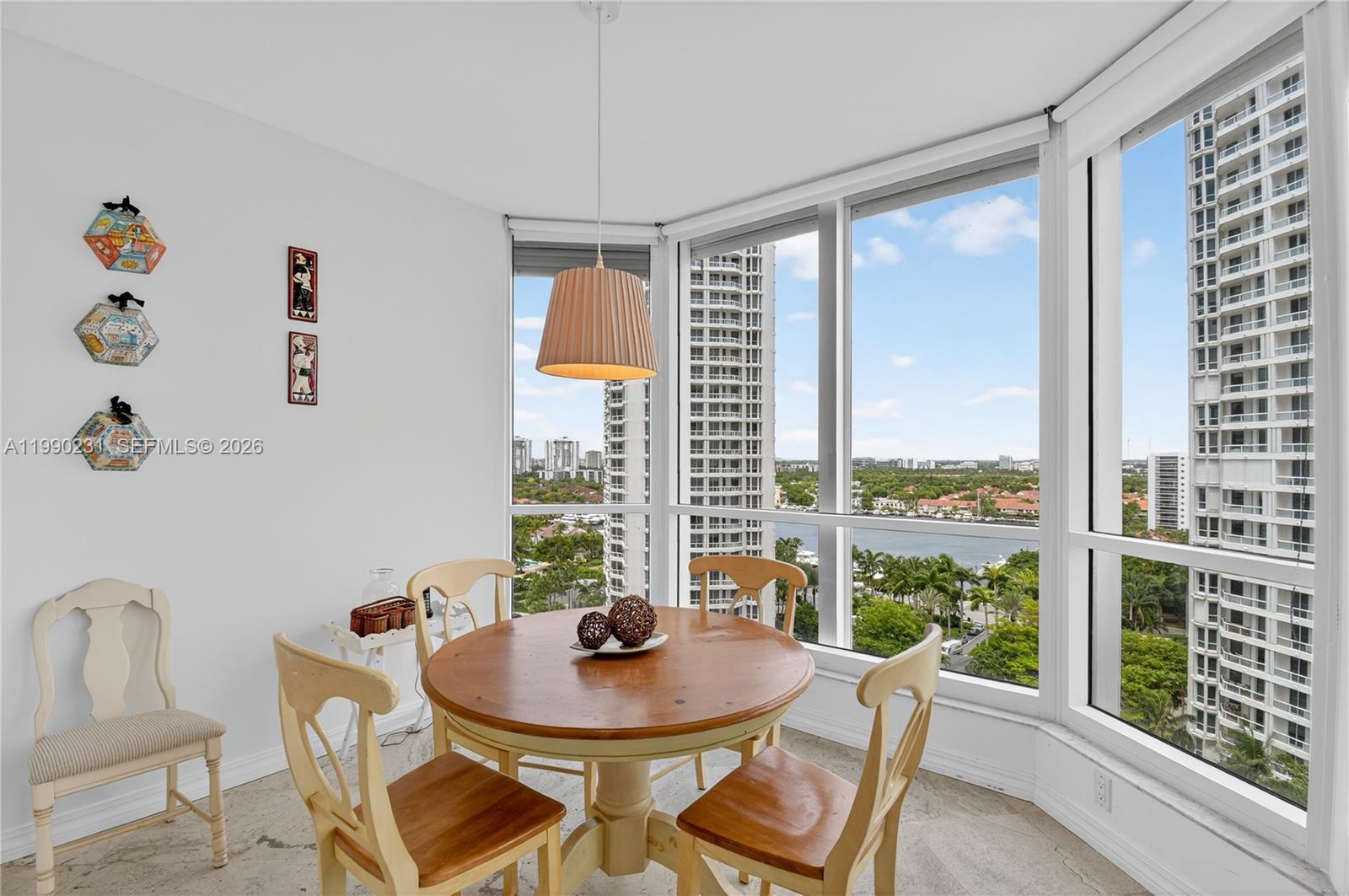 21150 Point Pl #1505 Aventura, FL 33180