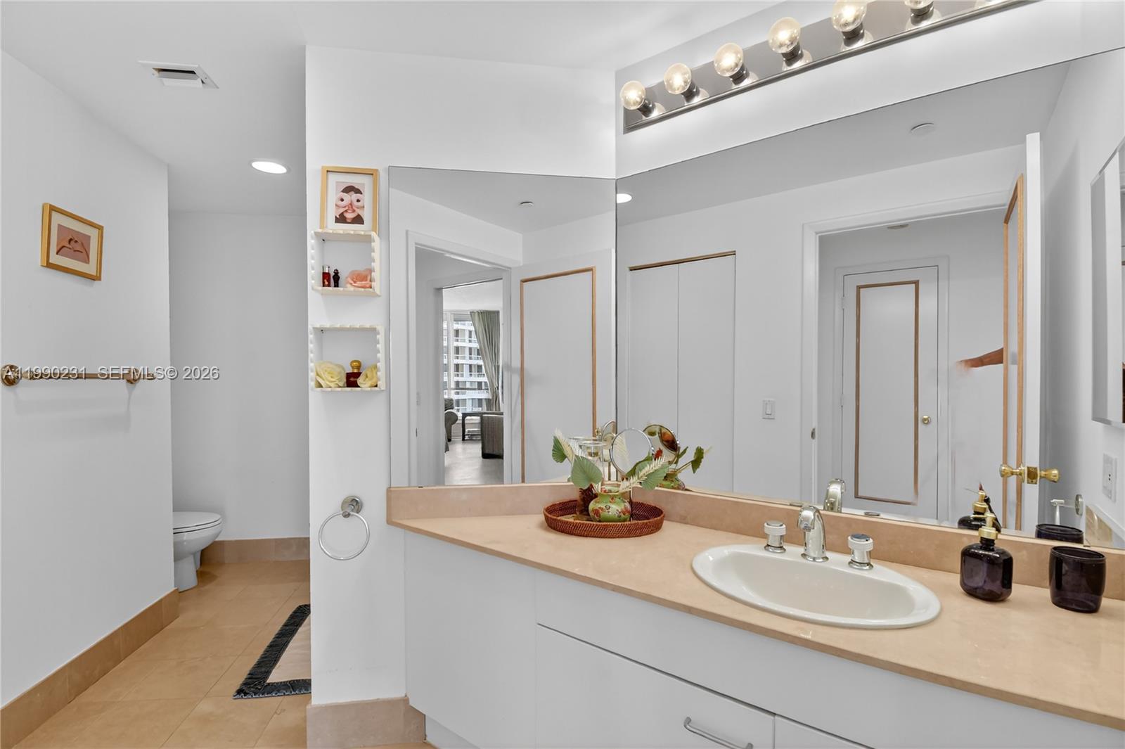 21150 Point Pl #1505 Aventura, FL 33180