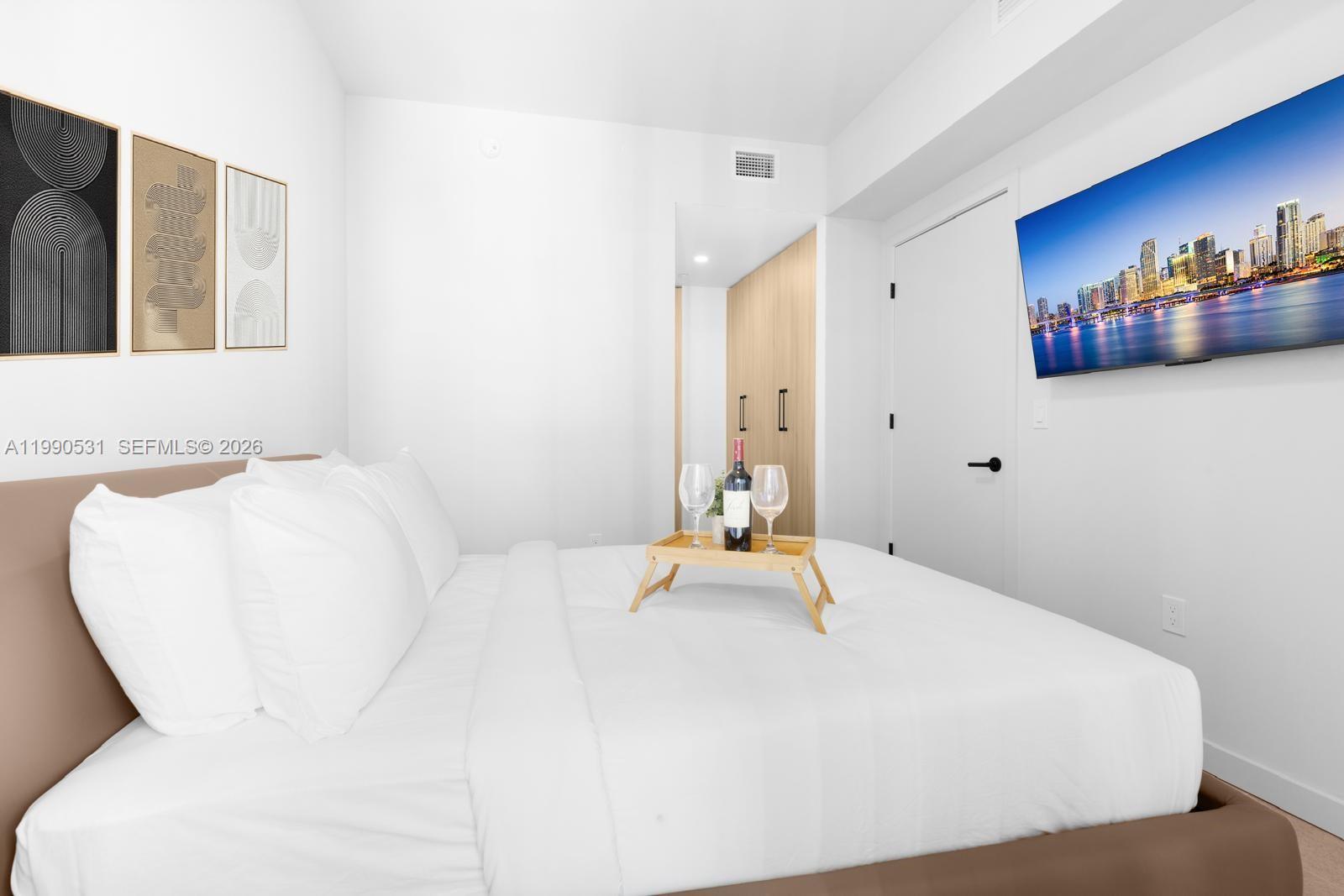 image 501 FIRST Residences13