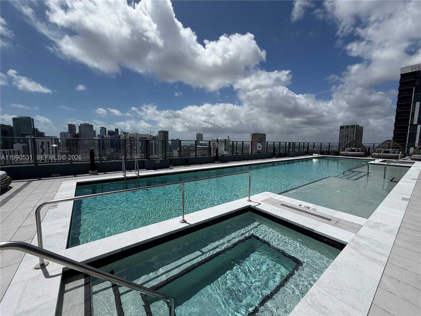 image 501 FIRST Residences29