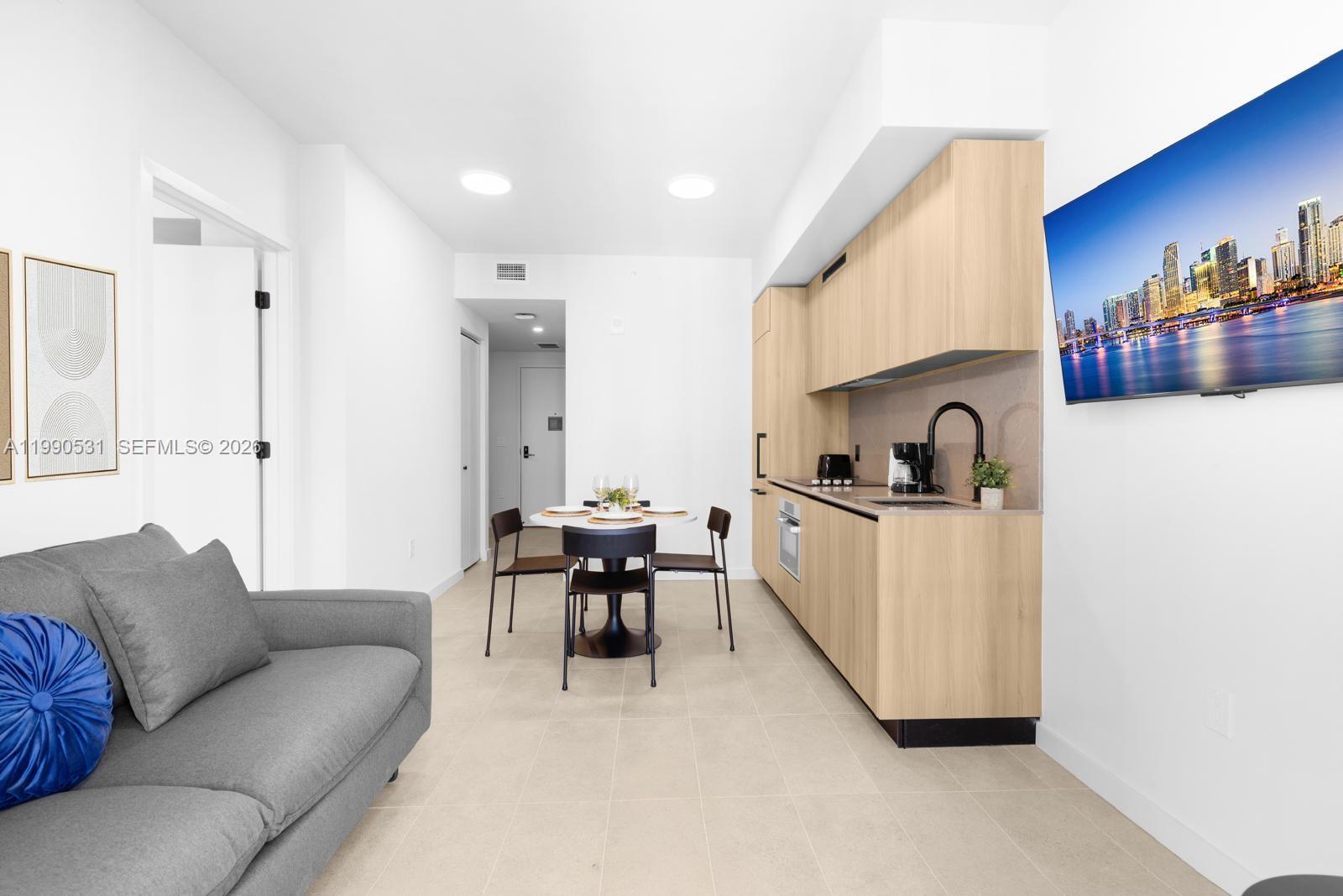 image 501 FIRST Residences4