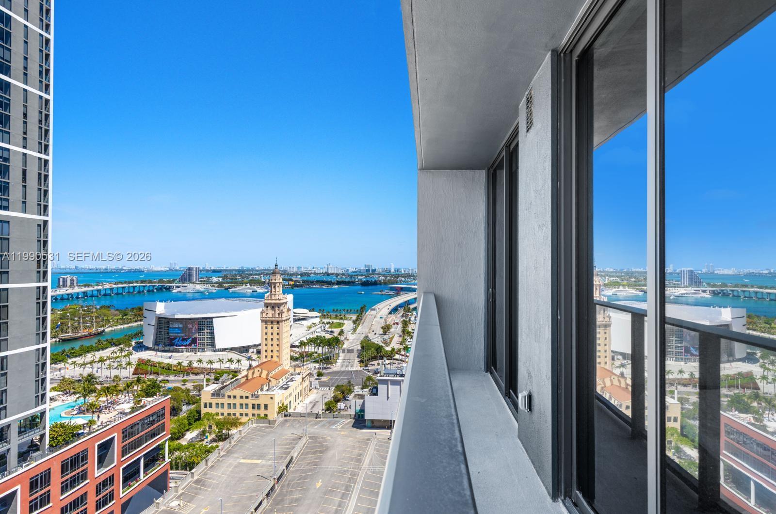 image 501 FIRST Residences77