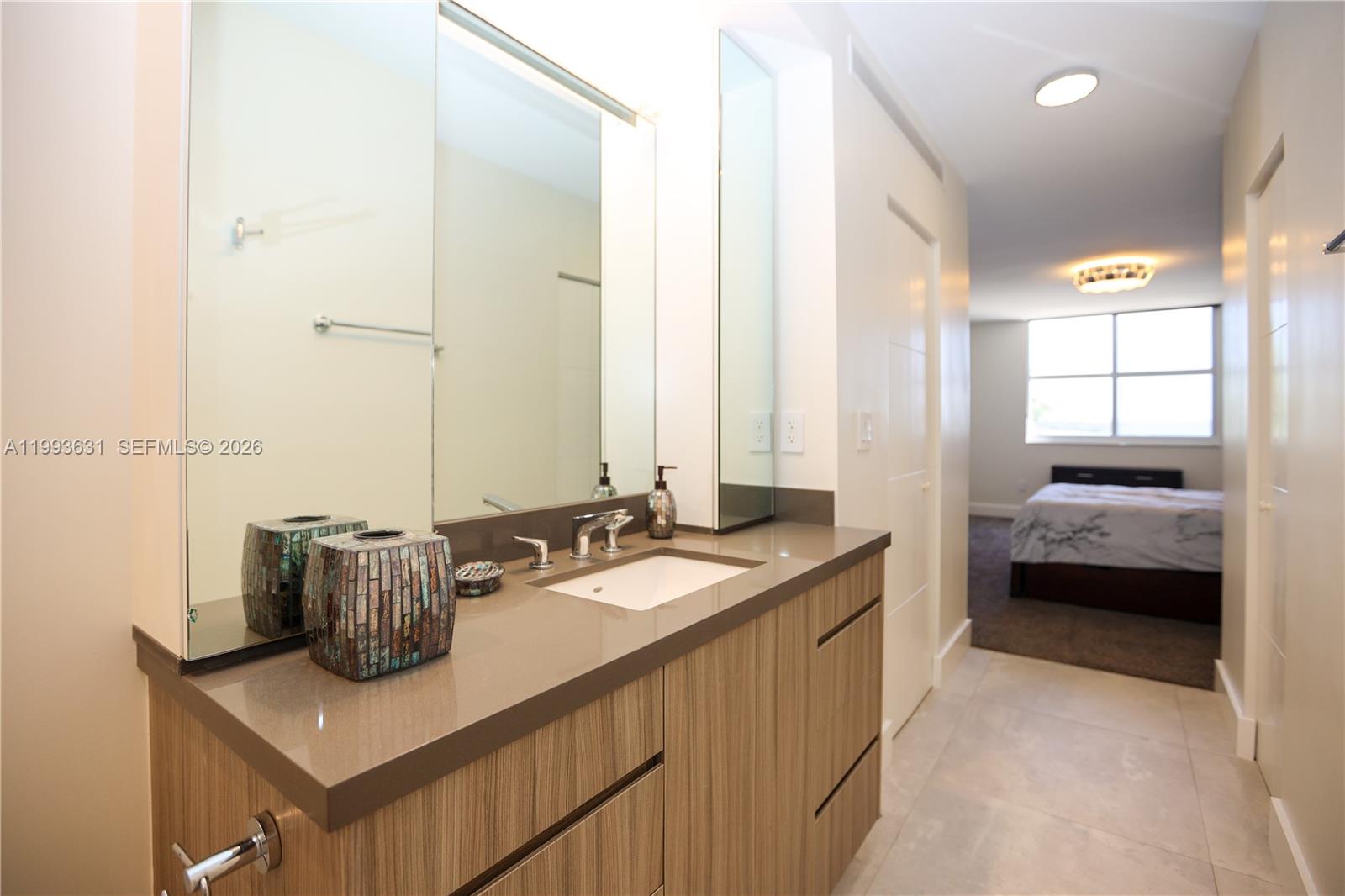 image Arlen House Condo21